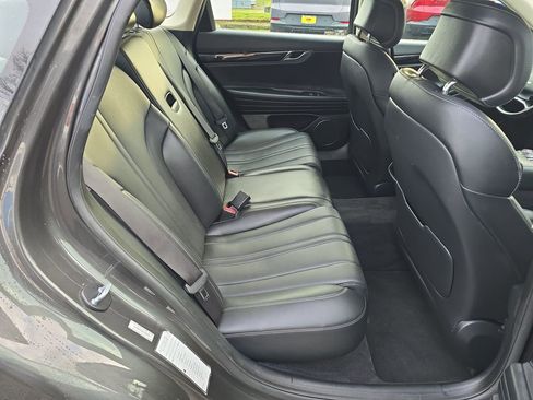 Used 2023 Genesis G80 2.5T image 29