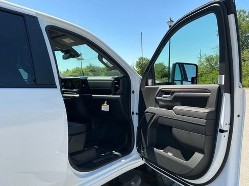 New 2026 Chevrolet Silverado 2500 LT w/ Trail Boss Package AWD/4WD image 18