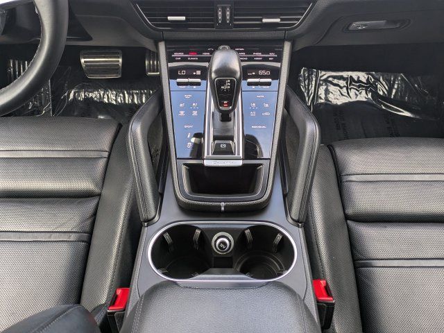 Used 2021 Porsche Cayenne S AWD/4WD image 19