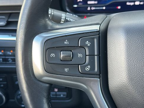 Used 2022 Chevrolet Suburban Premier AWD/4WD image 34