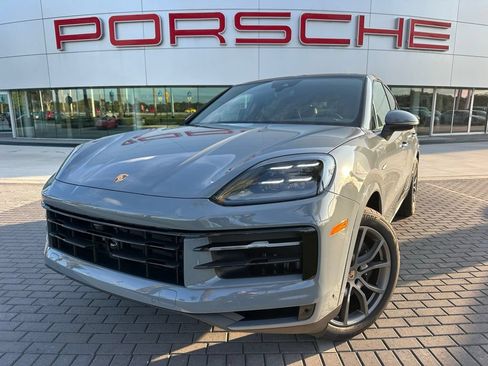 Certified 2026 Porsche Cayenne E-Hybrid Coupe AWD/4WD image 1