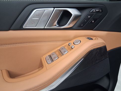 New 2026 BMW X7 xDrive40i w/ Climate Comfort Package image 22