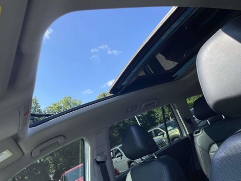 Used 2018 Volkswagen Atlas SEL Premium AWD/4WD image 18