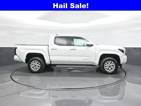 New 2026 Toyota Tacoma SR5 image 8