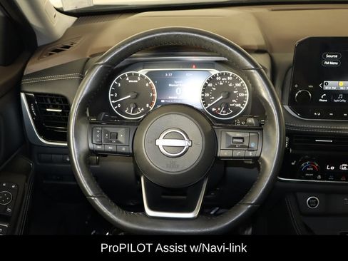 Used 2022 Nissan Rogue SL w/ SL Premium Package FWD image 7