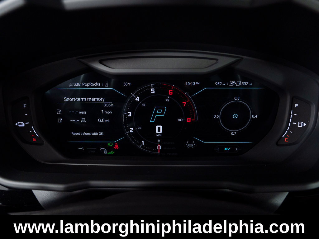 Used 2025 Lamborghini Urus S AWD/4WD image 37