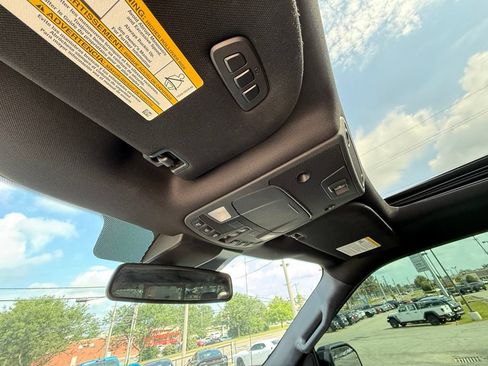 Used 2020 Ford F150 Lariat w/ Equipment Group 502A Luxury AWD/4WD image 26