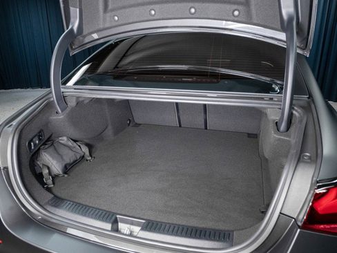 New 2026 Mercedes-Benz E 53 AMG e 4MATIC Sedan image 6