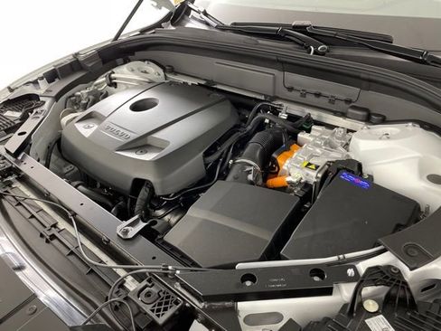 Certified 2024 Volvo XC60 T8 Plus w/ Protection Package AWD/4WD image 43