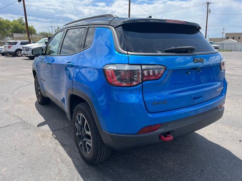 Used 2018 Jeep Compass Trailhawk w/ Leather Interior Group AWD/4WD image 5