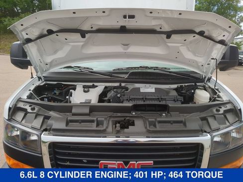New 2025 GMC Savana 3500 RWD image 19