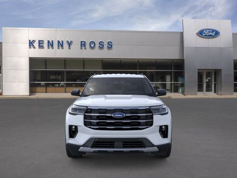 New 2026 Ford Explorer Active w/ Active Comfort Package AWD/4WD image 8