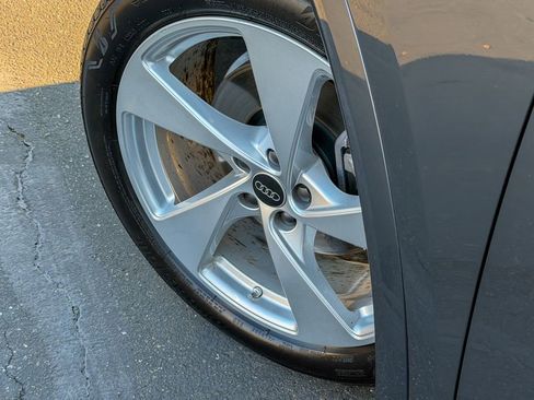 Used 2025 Audi Q5 Premium Plus w/ Premium Plus image 10