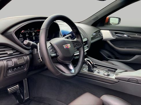 Used 2023 Cadillac CT5 V w/ Premium Package RWD image 18