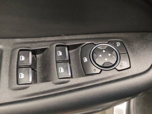 Used 2024 Ford Edge SEL image 27