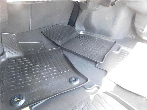 Used 2023 Toyota Camry SE FWD image 10