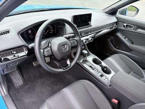 Used 2025 Honda Civic Sport image 7