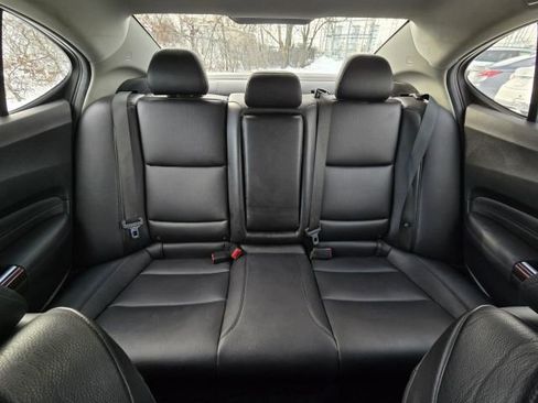 Used 2017 Acura TLX FWD image 19