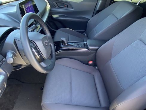 Used 2024 Toyota Prius LE image 6