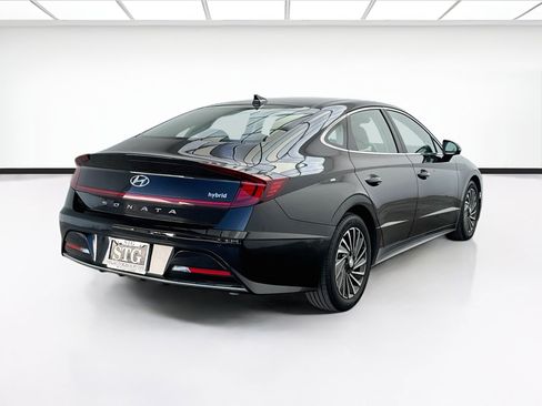 Used 2023 Hyundai Sonata Limited w/ Cargo Package FWD image 4