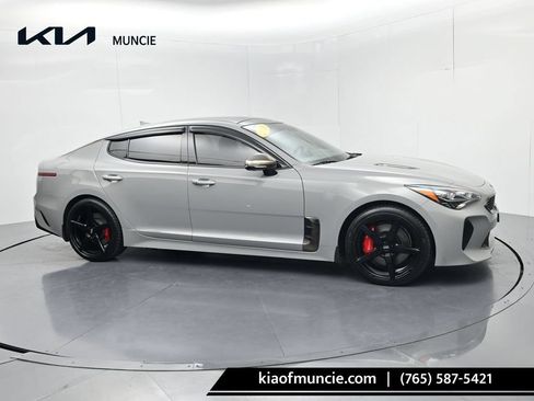 Used 2019 Kia Stinger GT2 AWD/4WD image 1