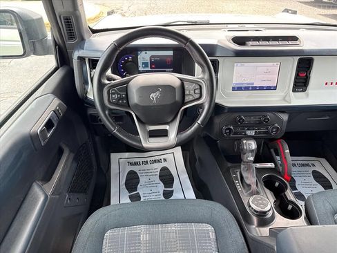 Used 2023 Ford Bronco Heritage Edition AWD/4WD image 21