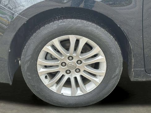 Used 2016 Toyota Sienna XLE image 26