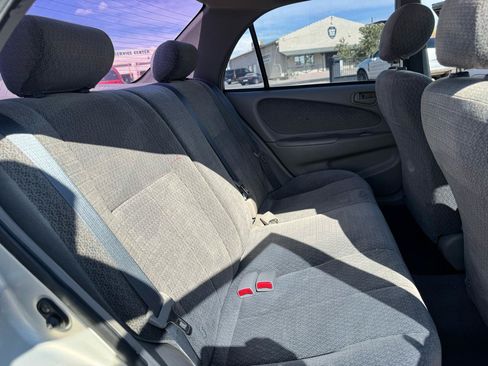 Used 2002 Toyota Corolla CE FWD image 41