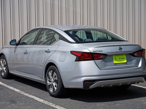 Used 2021 Nissan Altima 2.5 S FWD image 42