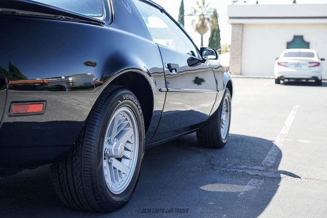 Used 1992 Pontiac Firebird Formula RWD image 74