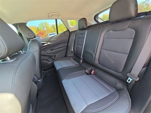 New 2025 Chevrolet Trax LT w/ Driver Confidence Package image 26