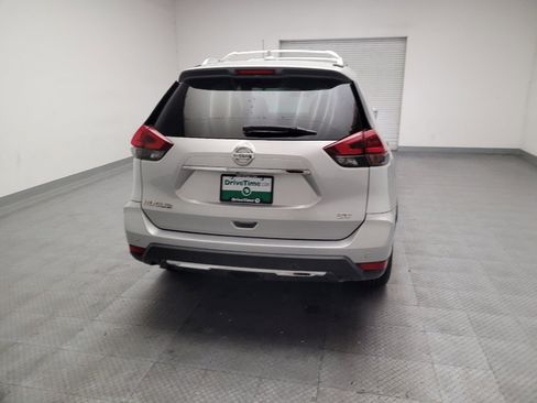 Used 2019 Nissan Rogue SV FWD image 7