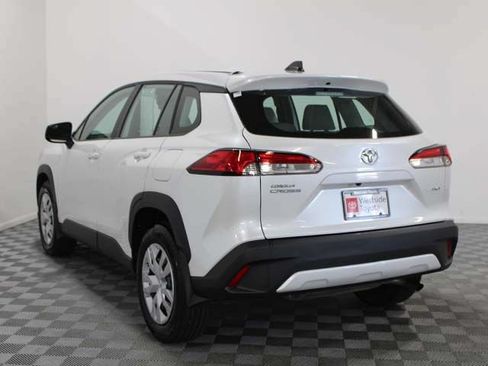 Certified 2024 Toyota Corolla Cross L AWD/4WD image 4