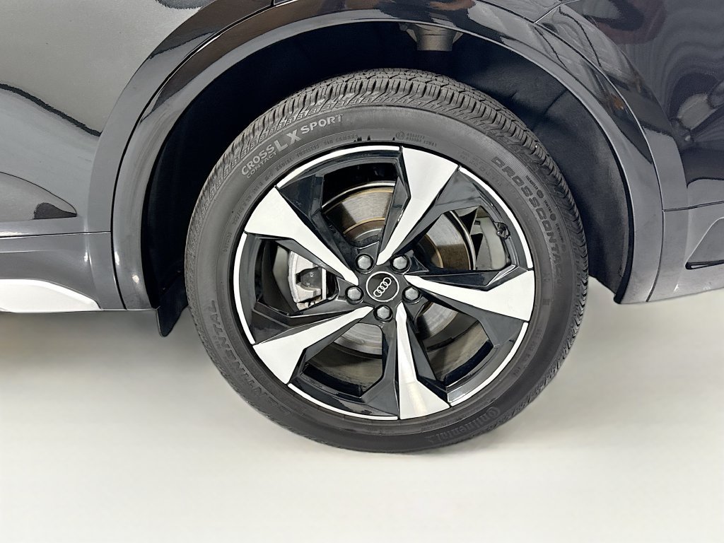 Certified 2025 Audi Q5 2.0T Premium Plus w/ Premium Plus Package AWD/4WD image 32