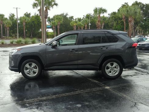 Used 2021 Toyota RAV4 XLE w/ Convenience Package AWD/4WD image 8