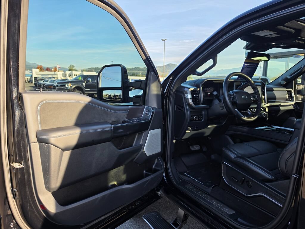 Certified 2026 Ford F350 Platinum AWD/4WD image 14