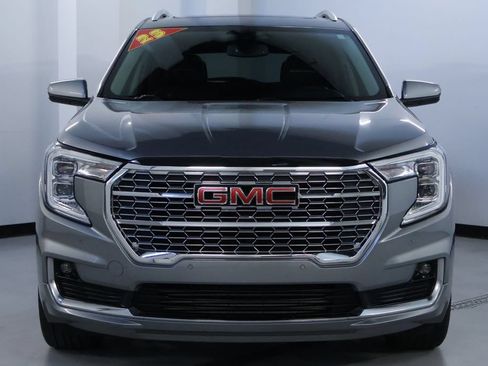 Used 2023 GMC Terrain Denali AWD/4WD image 2