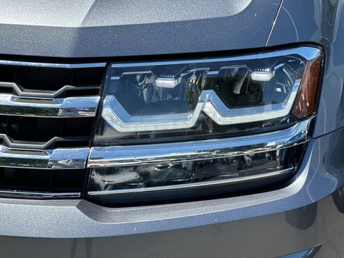 Used 2018 Volkswagen Atlas SEL AWD/4WD image 50