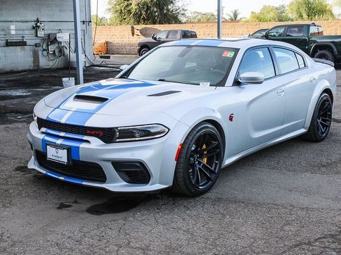 Used 2022 Dodge Charger SRT Hellcat RWD image 4