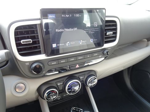 New 2026 Hyundai Venue SEL FWD image 20