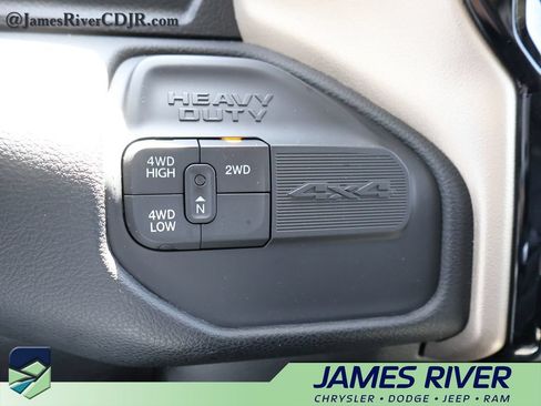 Used 2024 RAM 2500 Laramie w/ Safety Group AWD/4WD image 32