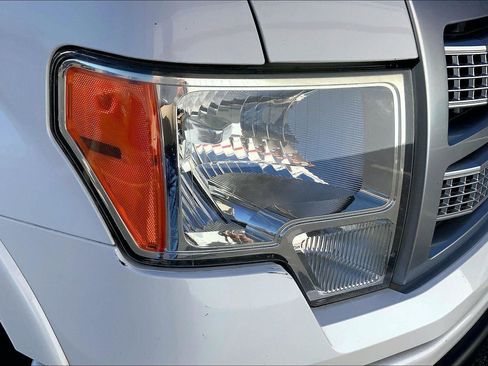 Used 2012 Ford F150 Platinum image 25