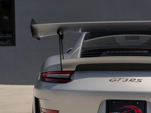 Used 2019 Porsche 911 GT3 RS RWD image 37