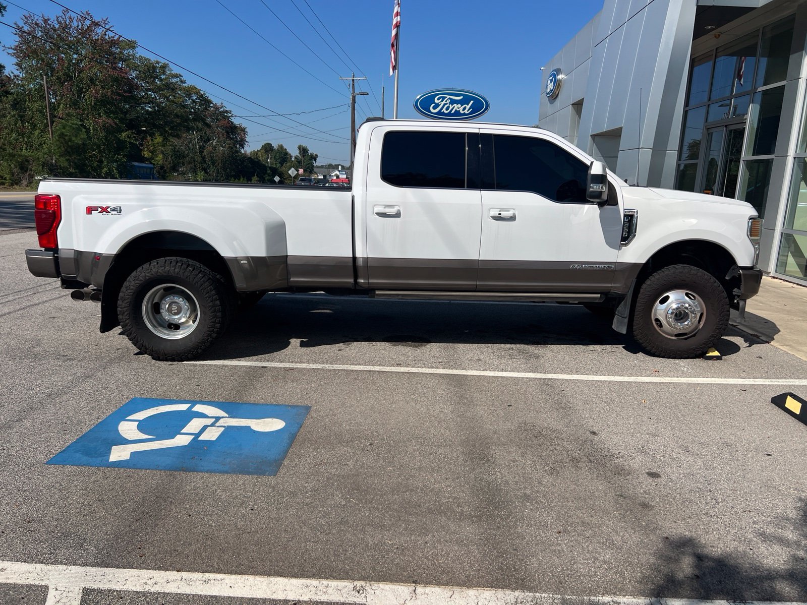 Used 2020 Ford F350 King Ranch w/ King Ranch Ultimate Package AWD/4WD image 1