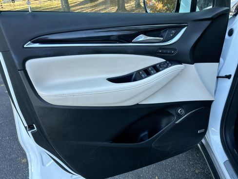 Used 2022 Buick Enclave Premium w/ Experience Buick Package image 14