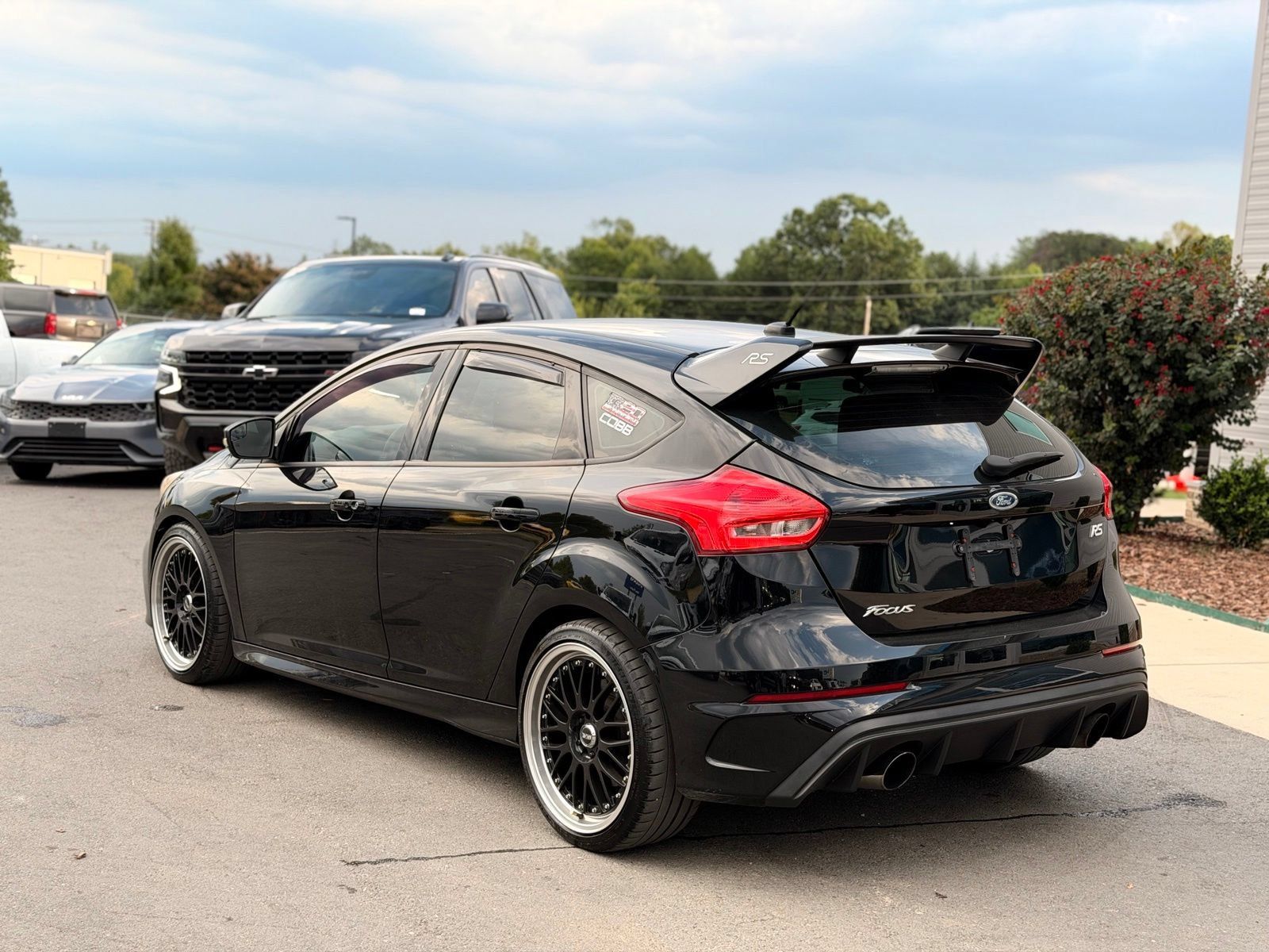 Used 2017 Ford Focus RS AWD/4WD image 17