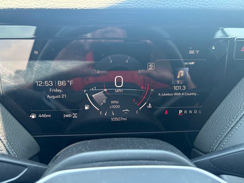 Used 2026 GMC Yukon Denali w/ Sun & Power Step Package AWD/4WD image 16