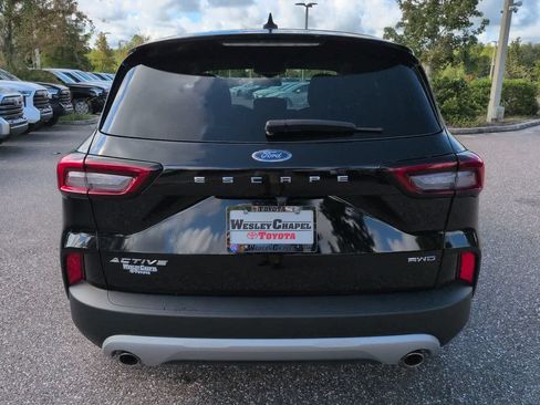 Used 2025 Ford Escape Active AWD/4WD image 5