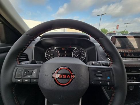 New 2026 Nissan Rogue SV AWD/4WD image 25