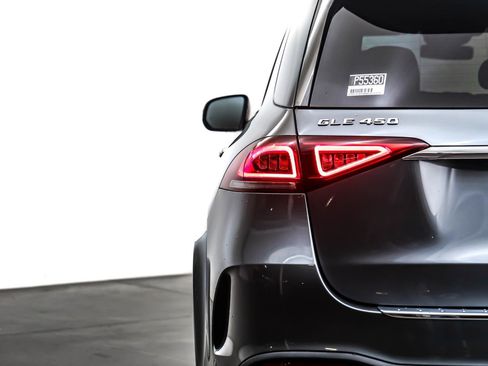 Used 2022 Mercedes-Benz GLE 450 4MATIC w/ Revised AMG Line Exterior image 15